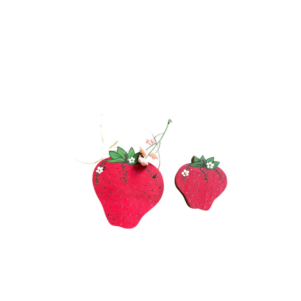 Hand Painted Wooden Strawberry Decor Set Farmhouse Kitchen Wall Art toothpick